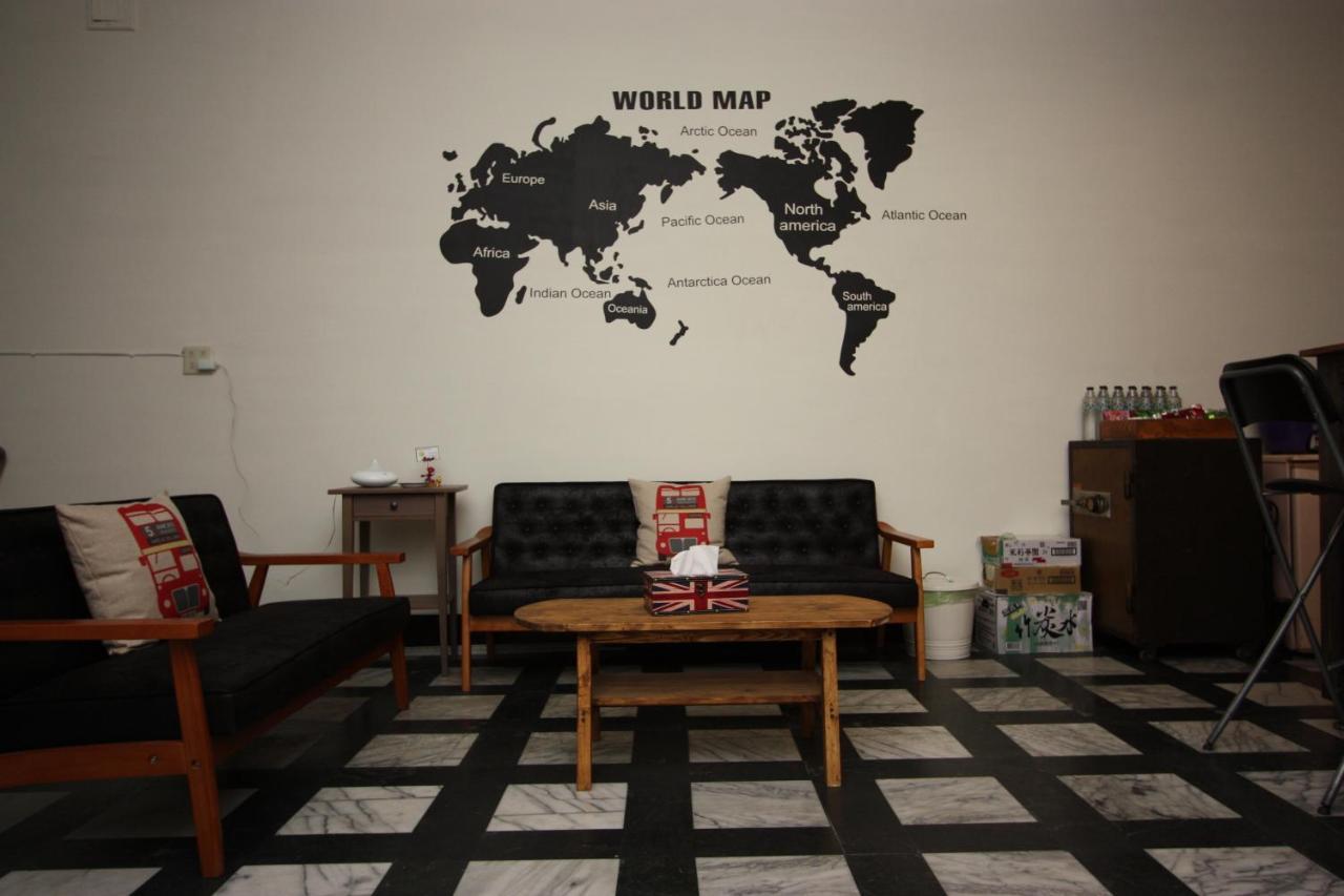 Oc Hostel Tainan Luaran gambar