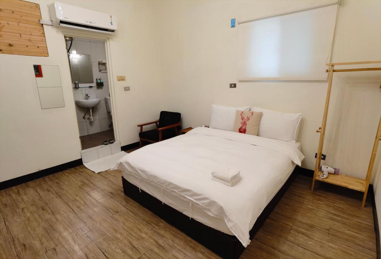 Oc Hostel Tainan Luaran gambar