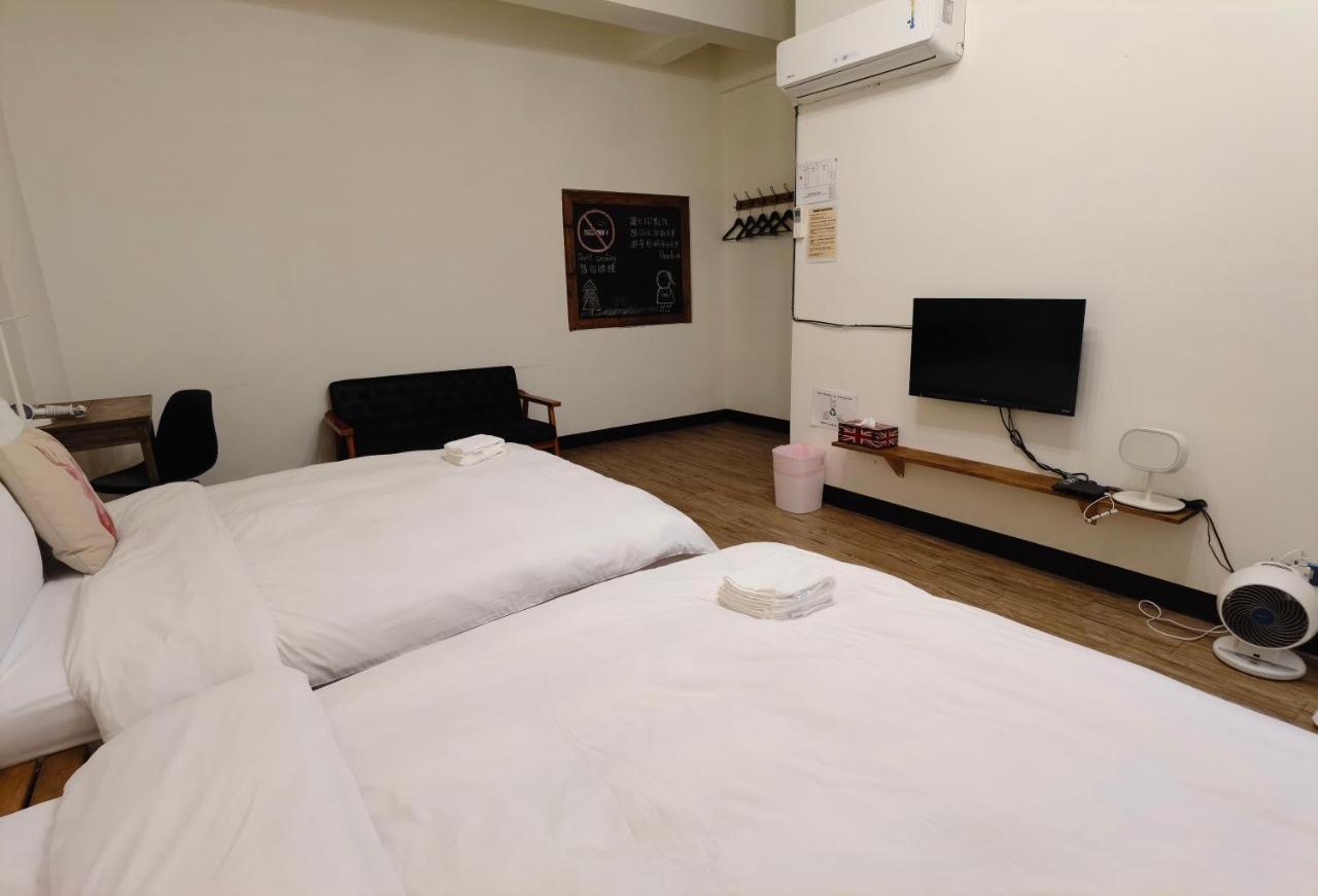 Oc Hostel Tainan Luaran gambar